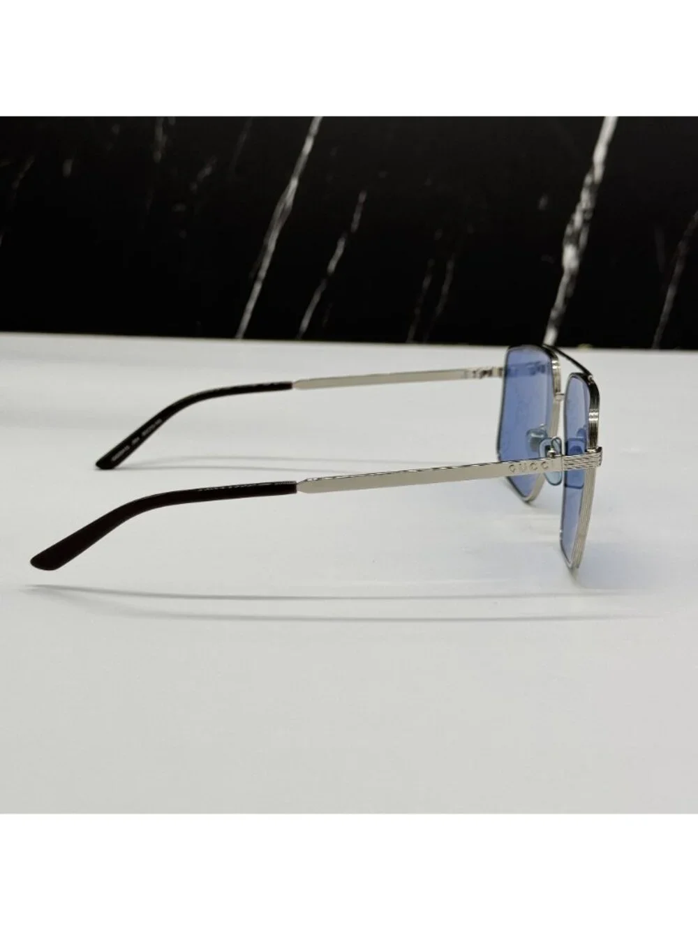 New Gucci Blue Silver Pilot Frame Sunglasses GG0941S 004 Gucci GG0941S 004 Silver Blue Pilot Sunglasses - eye-oo.com main image 4